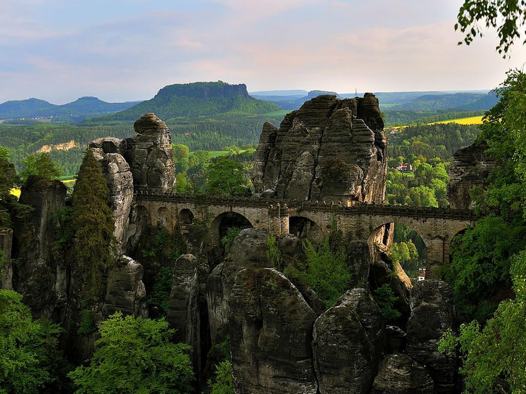 Privatzimmer Mit Aussicht Pirna Buitenkant foto
